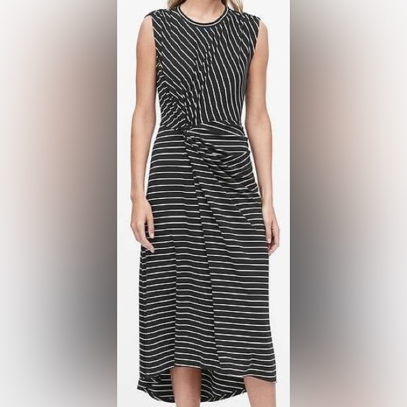 Banana Republic Dresses & Skirts - Banana Republic Black and White Stripe Twist Front Midi Dress